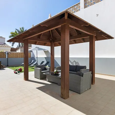 Carabela - Vipvipvillas * קורלחו